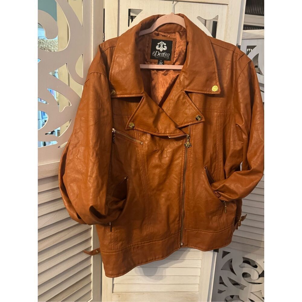 Torrid x Dereon y2k tan camel studded  leather jacket y2k 80’s sz 3/3xl plus